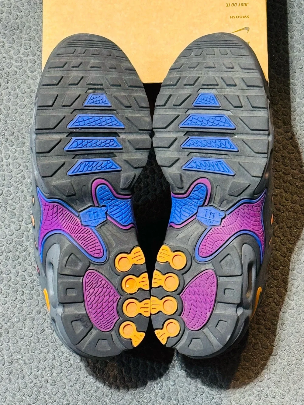 Nike Air Max Plus Drift ‘Anthracite Black Viotech Monarch’ GS 2024 (Sz 7Y/8.5W)